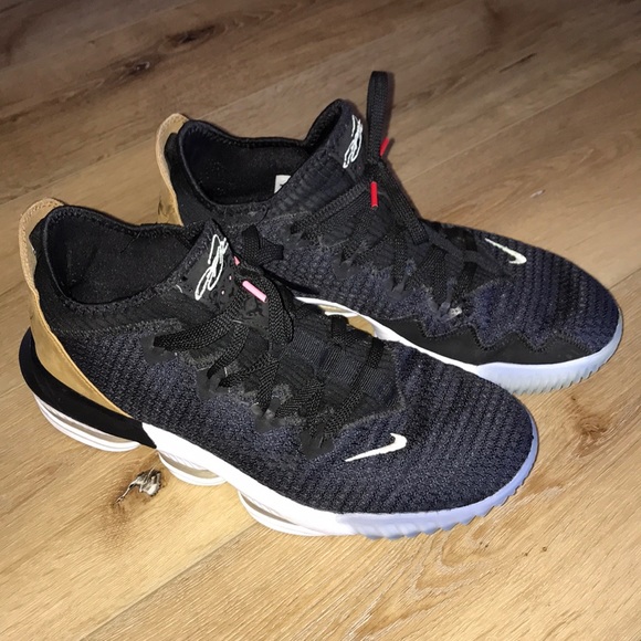 soundtrack lebron 16 low